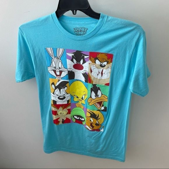 Looney Tunes Other - looney Tunes Characters Sz M Blue Tee